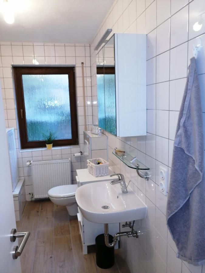 Ebenerdige Ferienwohnung Mit Grosser Terrasse In Der Naehe Des Waldes, Zum Wohlfuehlen Schoneck Kültér fotó