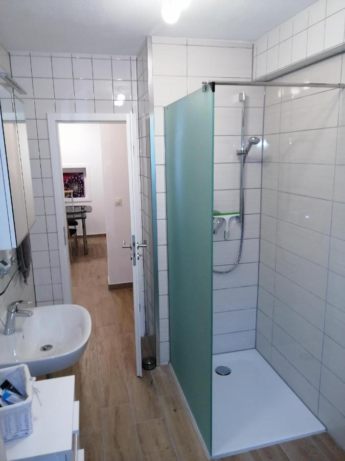 Ebenerdige Ferienwohnung Mit Grosser Terrasse In Der Naehe Des Waldes, Zum Wohlfuehlen Schoneck Kültér fotó